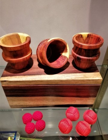 Cups and balls mini 2